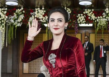 Rieke Diah Pitaloka Luncurkan Buku Puisi Hilangkan Trauma Covid-19