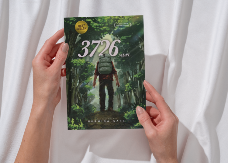 Versi Hard Cover pada Buku 3726 MDPL