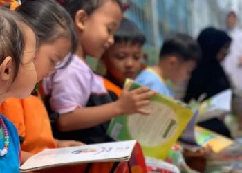 DPK Padang Panjang Gelar Lapak Baca di Pasar Baru