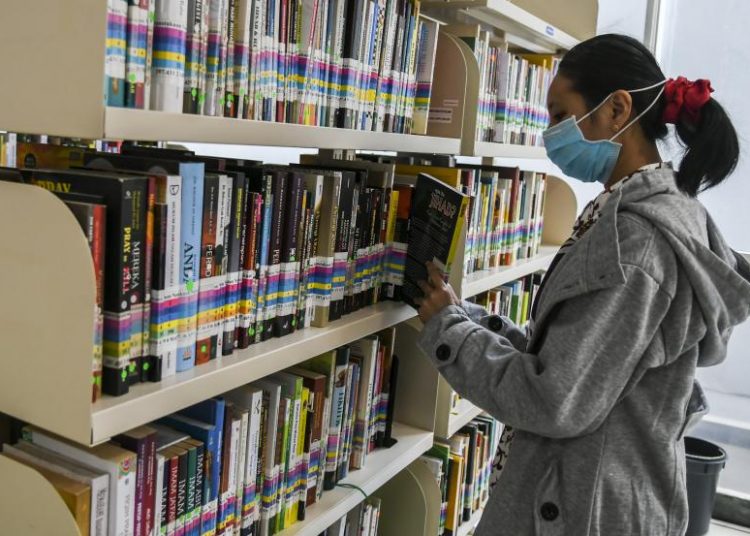 5 Perpustakaan Ternyaman di Jakarta yang Bikin Betah Baca Buku