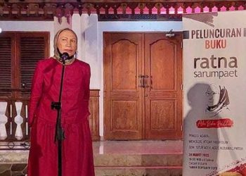 Ratna Sarumpaet Luncurkan Buku "Aku Bukan Politikus"