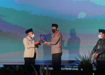 Rilis Buku "Pemuda Negarawan", Cak Nanto: Indonesia Surplus Politisi, Defisit Negarawan